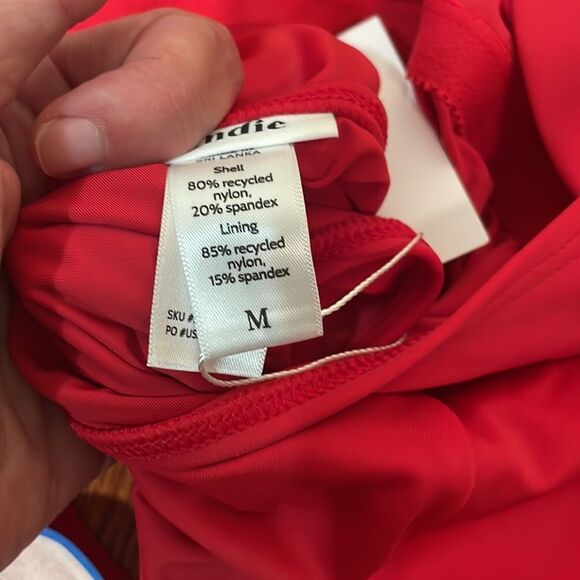 Andie The Tulum One Piece Swimsuit Cherry Red size M NWT - Picture 6 of 7